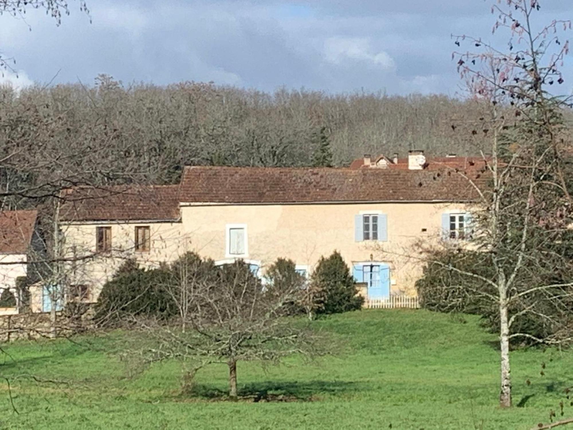 La Grange, 10 Rue Du Lavoir Saint-Martial-d'Albarede エクステリア 写真